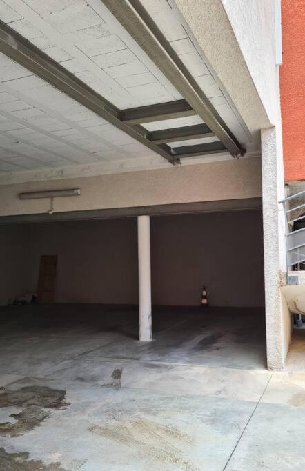 Appartcosy Emplacement Ideal Avec Terrasse & Parking Prive Νιμ Εξωτερικό φωτογραφία